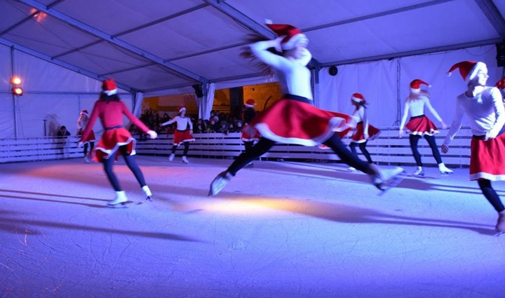  "Ein ungewöhnlicher Eiszauber" - Show auf dem Eis mit dem Eislaufclub „Medo“     1